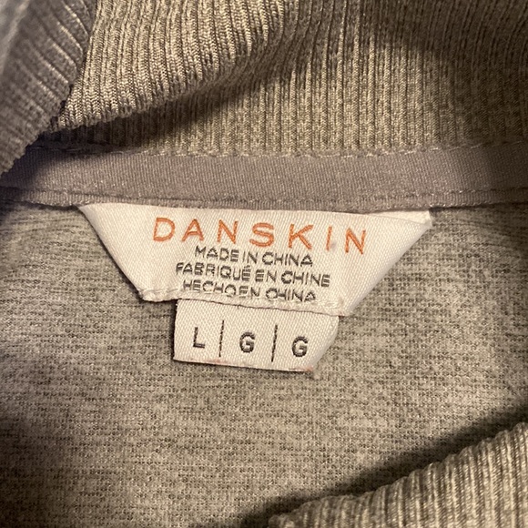 1/4 ZIP ATHLETIC PULLOVER BUNDLE - Picture 6 of 11